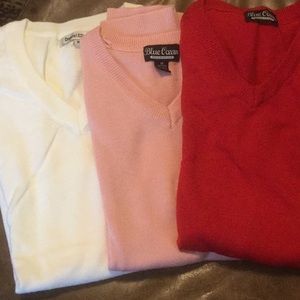 Lot of 3 medium sweater vests